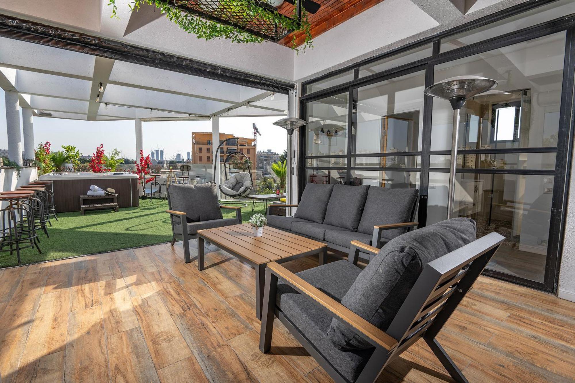 Apartmán Luxurious Penthouse In Tel Aviv With Pool Exteriér fotografie